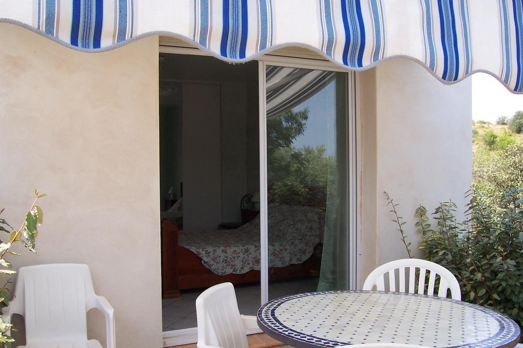Le Fenouillet Chambres D'Hotes Proche Des Grands Buffets Narbona Quarto foto